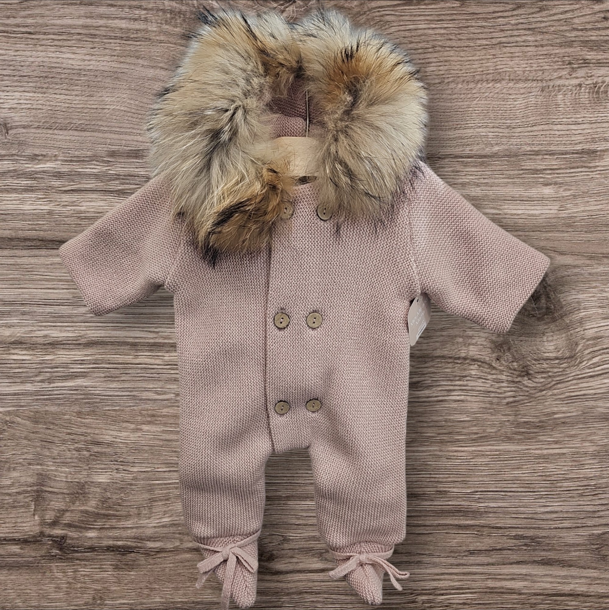 ベビー服セット 80-90 モナリザ　familiar parisインポート Newborn Baby Knitted Onesie in Dusty Pink Color with attachable