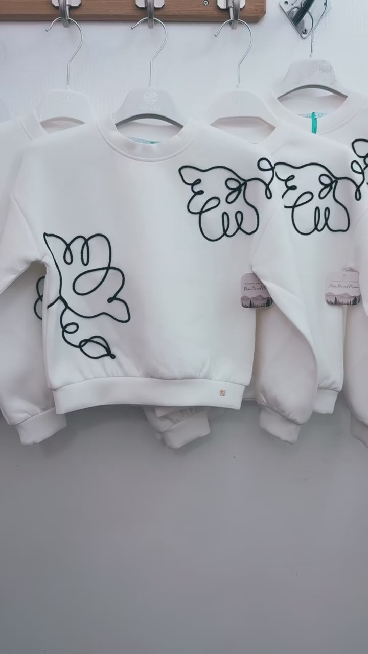 Girl Embroidered Sweatshirt – Abel & Lula