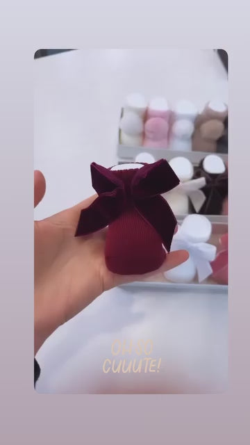 Knit Burgundy Bow Booties
