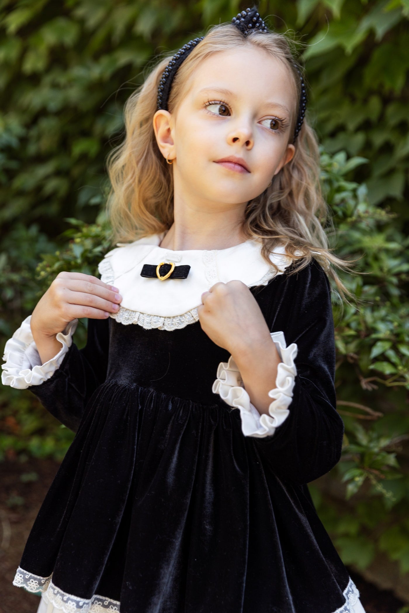 Girls Vintage Velvet Embroidered Dress