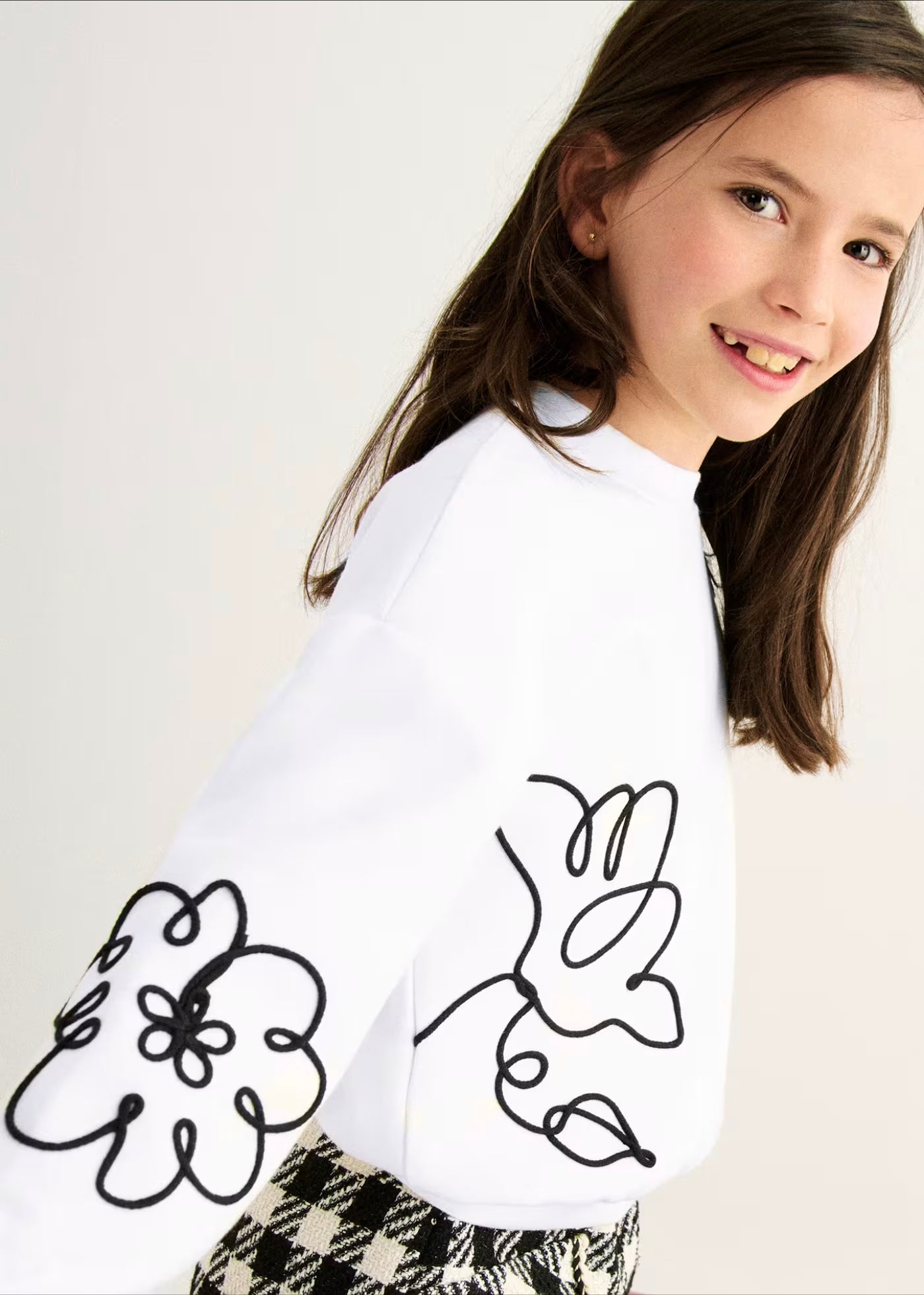 Girl Embroidered Sweatshirt – Abel & Lula